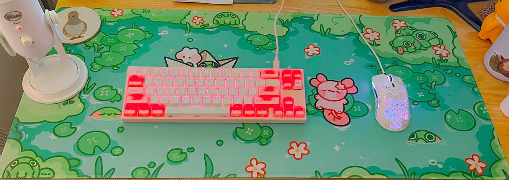 DESKMAT || Froggy Pond Mousepad [90CM x 40CM x 3MM]